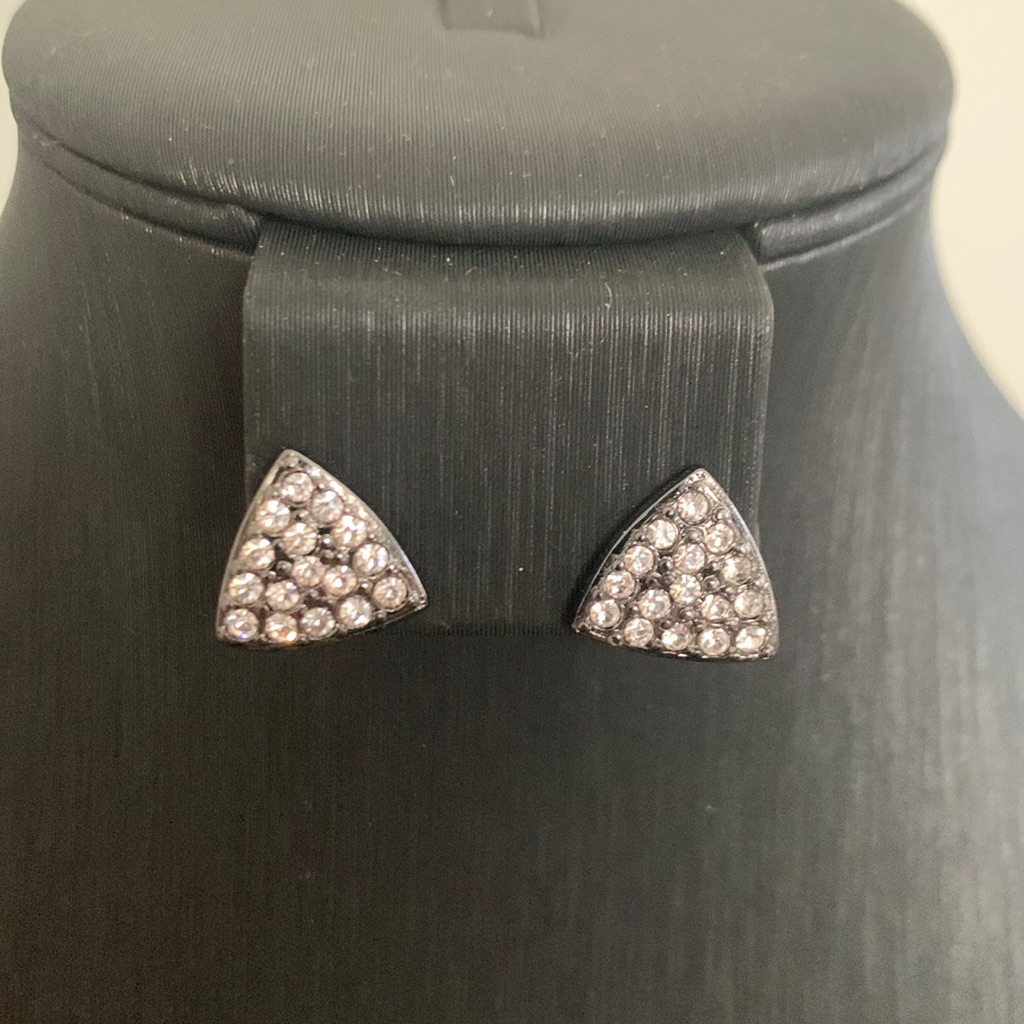 Whbm Studs